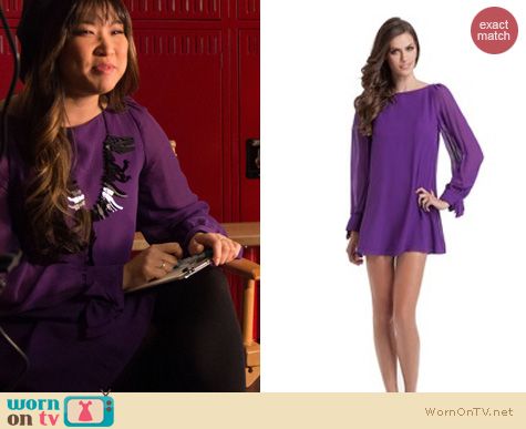 Tinaâ€™s purple longsleeved dress and black bone necklace on Glee