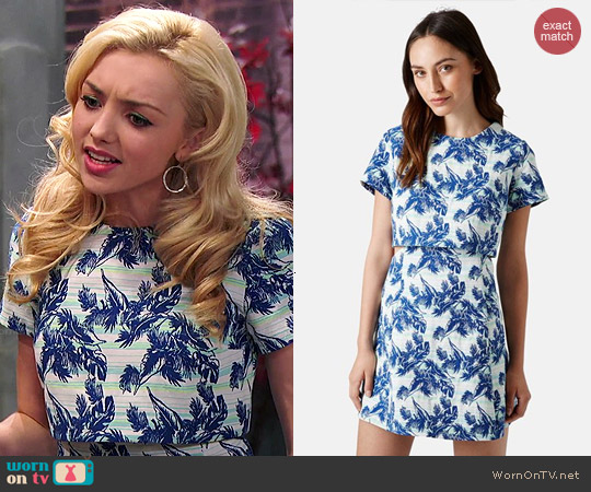 Wornontv Emmas Layered Tropical Print Dress On Jessie Peyton List Clothes And Wardrobe From Tv 