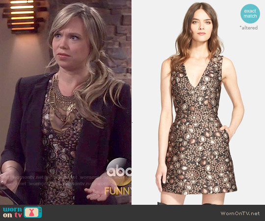 WornOnTV: Kristin’s bronze paisley v-neck dress on Last Man Standing ...