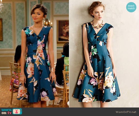 Wornontv Kc’s Teal Floral V Neck Dress On Kc Undercover Zendaya Clothes And Wardrobe From Tv