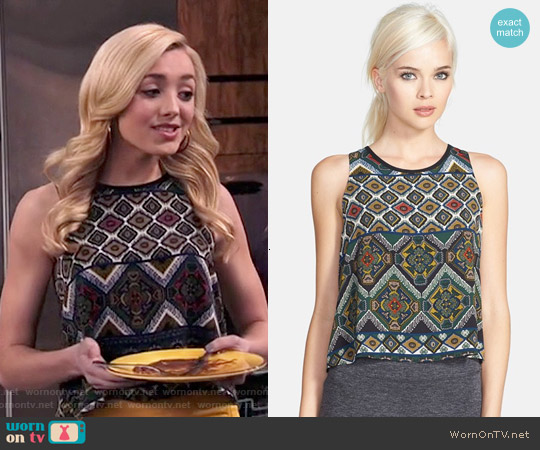 Wornontv Emmas Printed High Low Top On Jessie Peyton List Clothes And Wardrobe From Tv