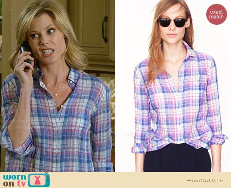 WornOnTV: Claire’s Crinkled Plaid Shirt On Modern Family | Julie Bowen ...