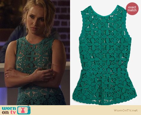 green lace top outfit