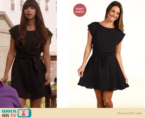 Wornontv Ceces Black Thanksgiving Dress On New Girl Hannah Simone Clothes And Wardrobe From Tv