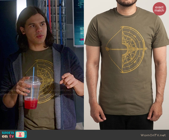 WornOnTV: Cisco’s compass arrow tee on The Flash | Carlos Valdes ...