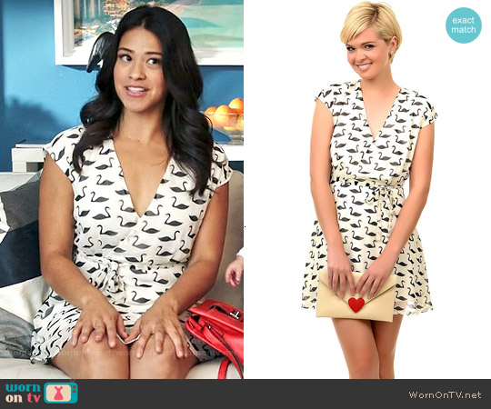 Wornontv Janes Swan Print Wrap Dress On Jane The Virgin Gina Rodriguez Clothes And 8556